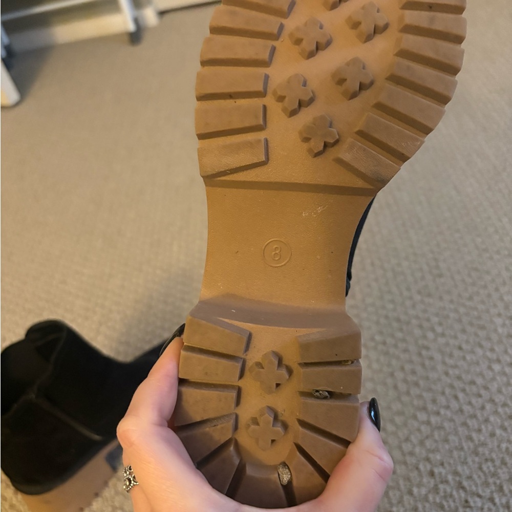 Universal Thread Boot - image 3